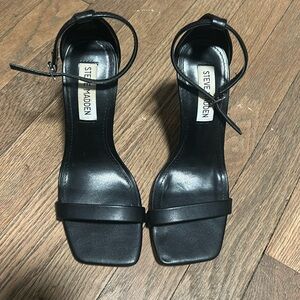 Steve Madden Black Women's Sandals